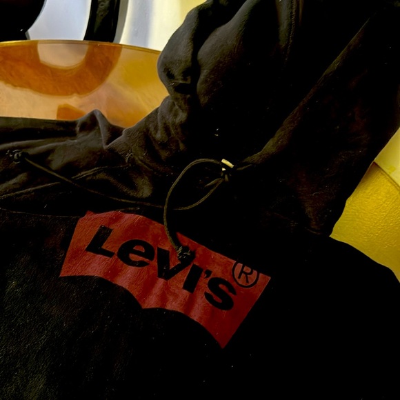COPY - Sweater Levi’s  small black color - Picture 2 of 3